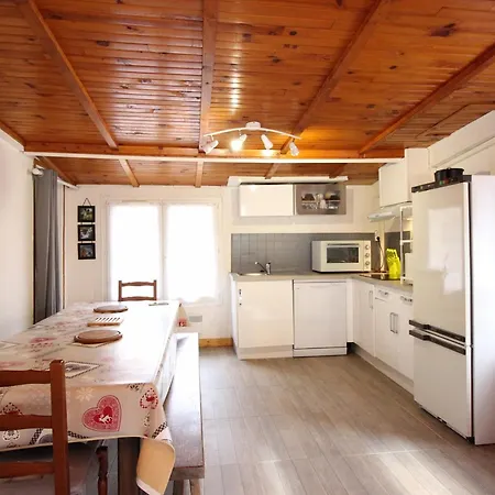 Appartement Mont-dore, 3 Pièces, 10 Personnes - Fr-1-415-72 *
